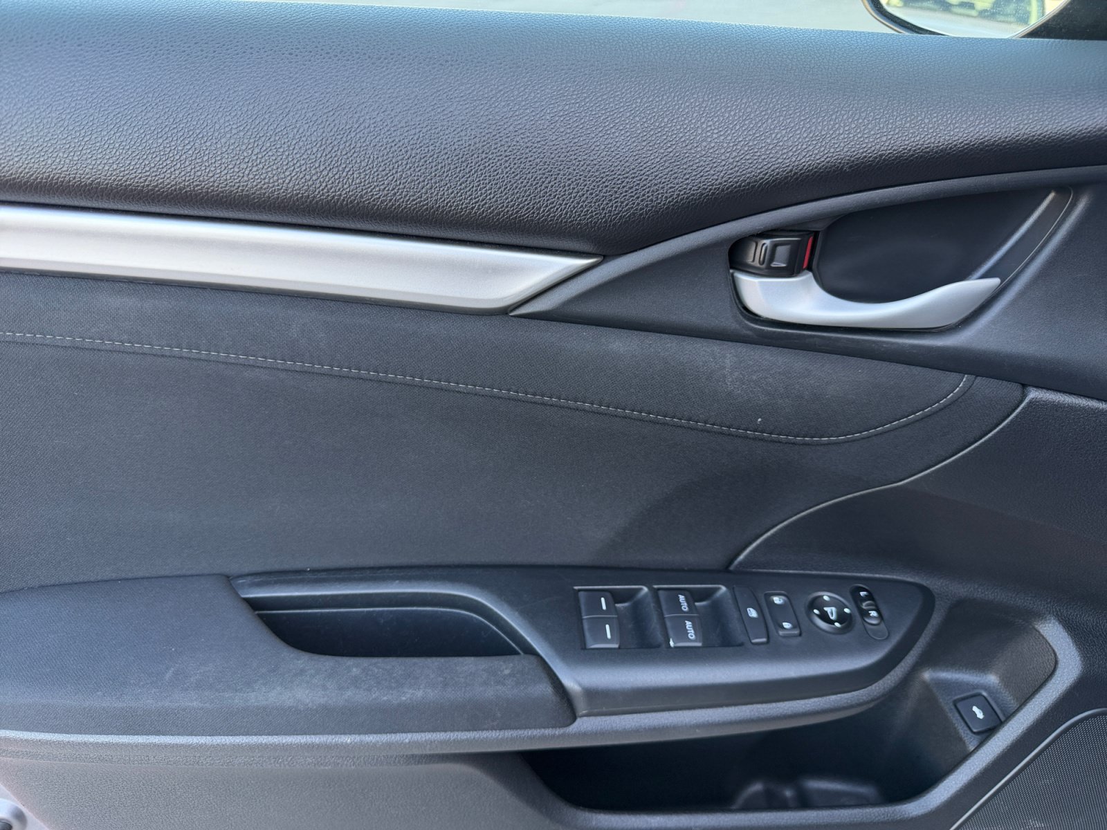 Used 2017 Honda Civic EX image 14