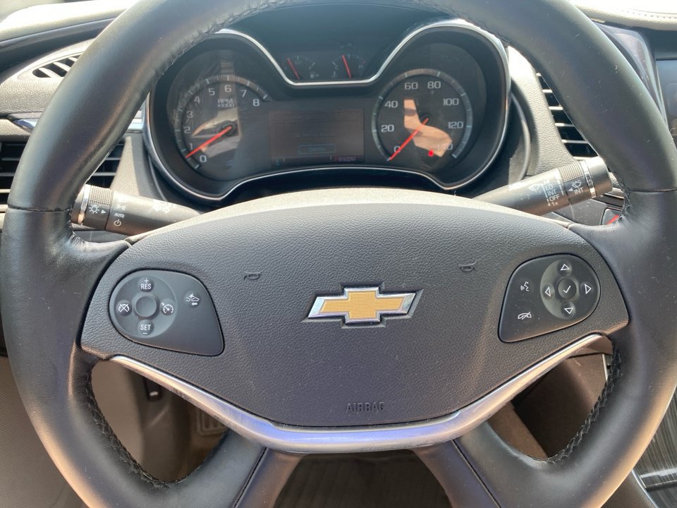 Used 2017 Chevrolet Impala Premier FWD image 13