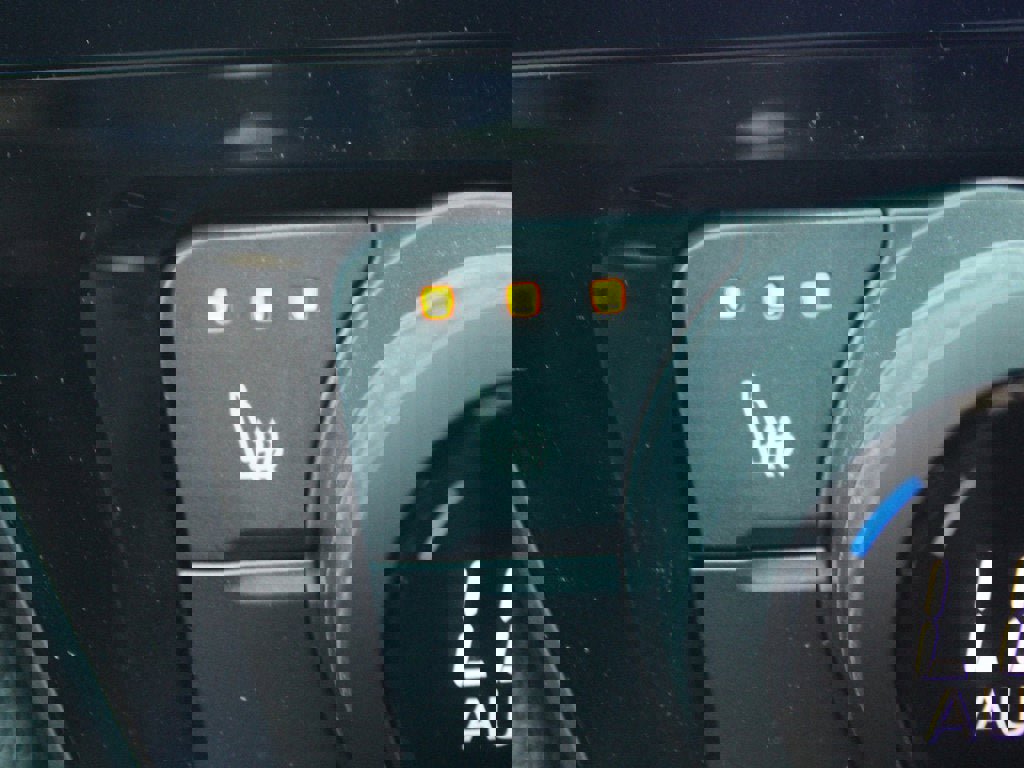 Used 2026 Toyota Grand Highlander XLE image 4