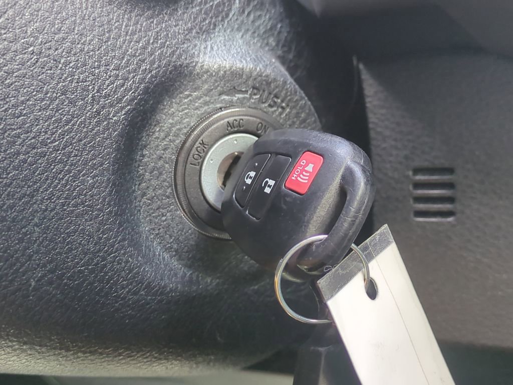 Used 2022 Toyota Tacoma SR5 w/ Technology Package RWD image 29