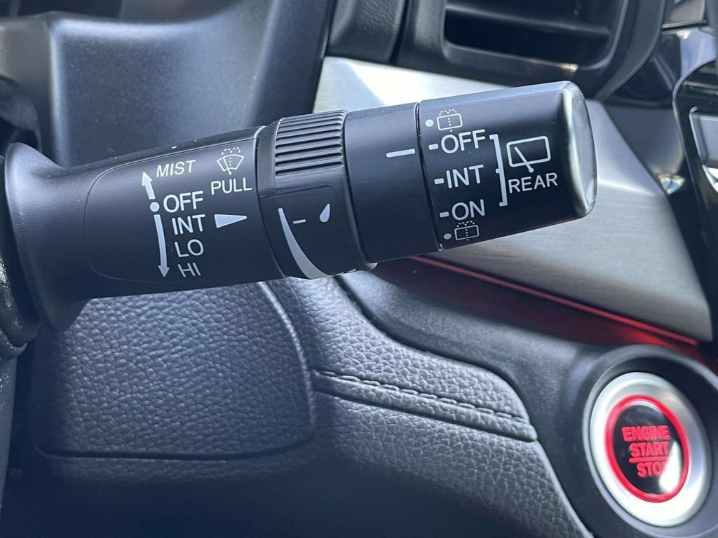 Used 2025 Honda Odyssey Sport-L image 30