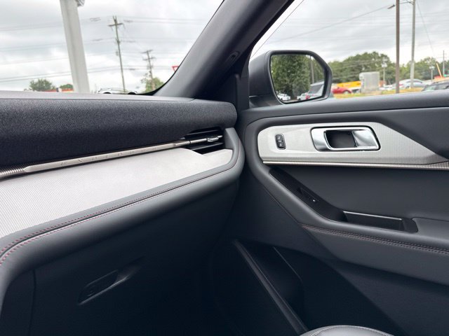 New 2027 Ford Explorer Active w/ Active Comfort Package RWD image 29