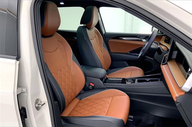 New 2026 Volkswagen Tiguan SEL R-Line image 9