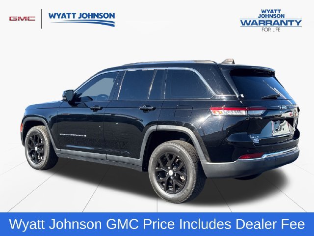 Used 2023 Jeep Grand Cherokee Limited AWD/4WD image 3