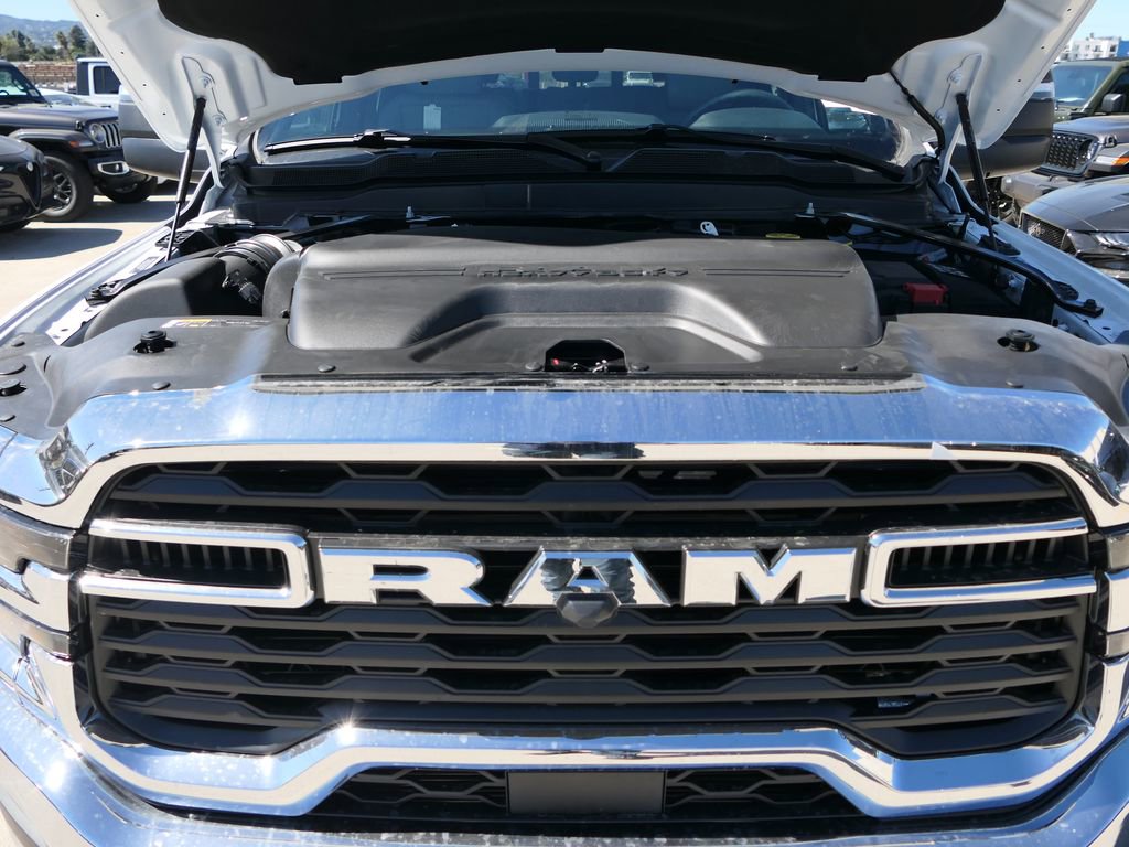 New 2026 RAM 3500 Tradesman AWD/4WD image 24