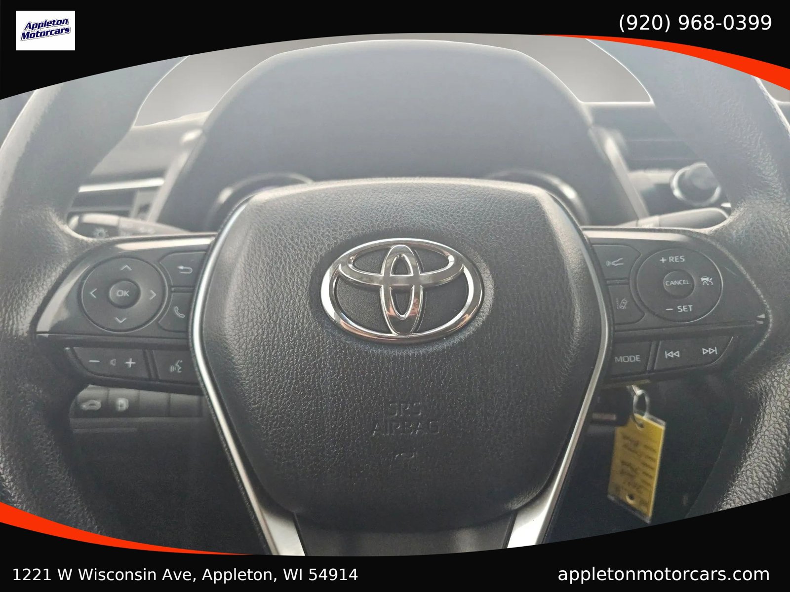 Used 2018 Toyota Camry LE image 14