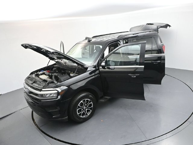 Used 2024 Ford Expedition Max XLT AWD/4WD image 27