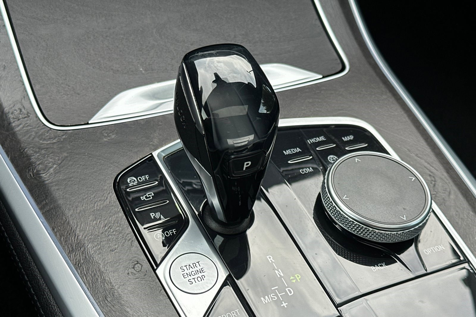 Used 2020 BMW X5 sDrive40i w/ Premium Package image 27