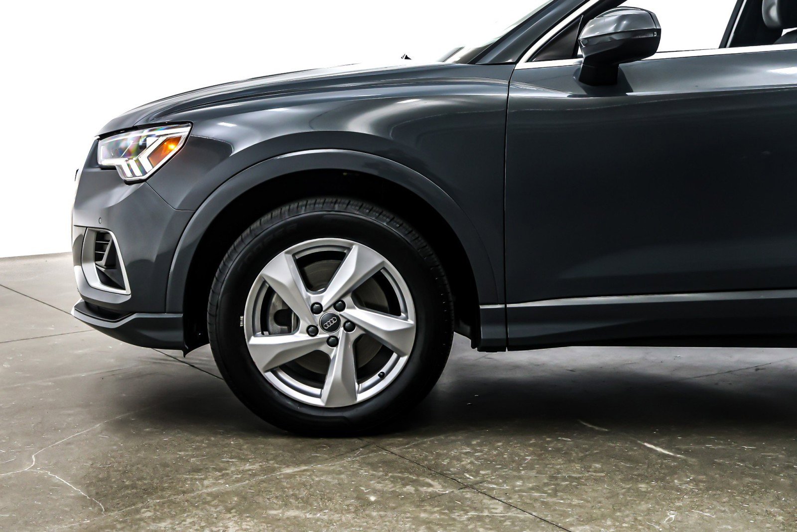 Used 2020 Audi Q3 2.0T Premium Plus w/ Premium Plus Package image 10