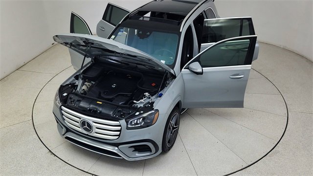 Used 2024 Mercedes-Benz GLS 450 4MATIC image 90