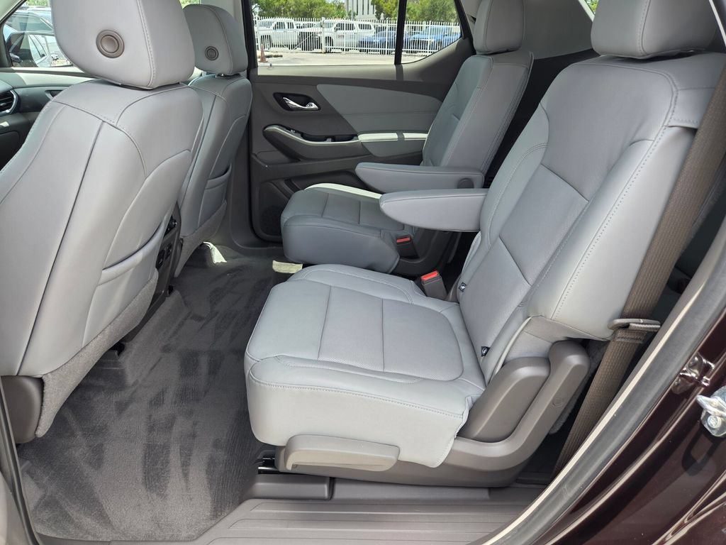 Used 2020 Chevrolet Traverse Premier w/ LPO, Floor Liner Package FWD image 7