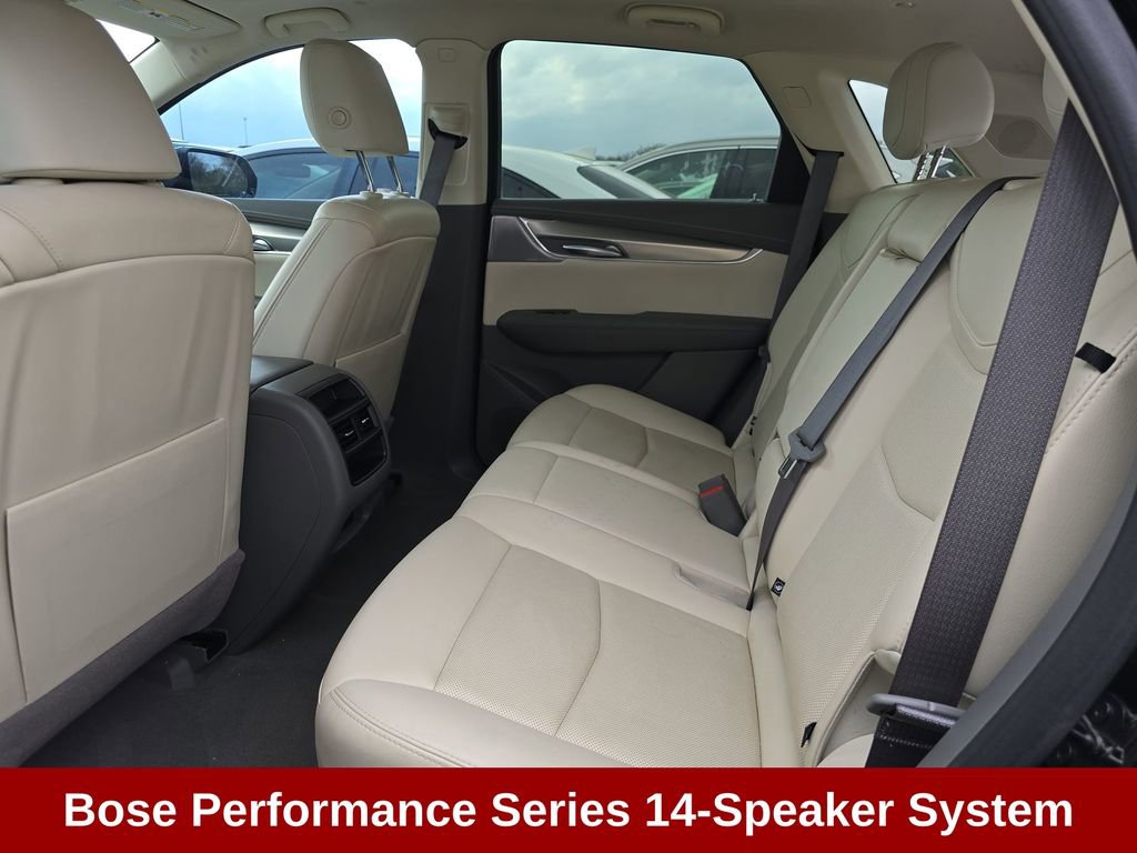 Used 2023 Cadillac XT5 Premium Luxury w/ Technology Package image 8
