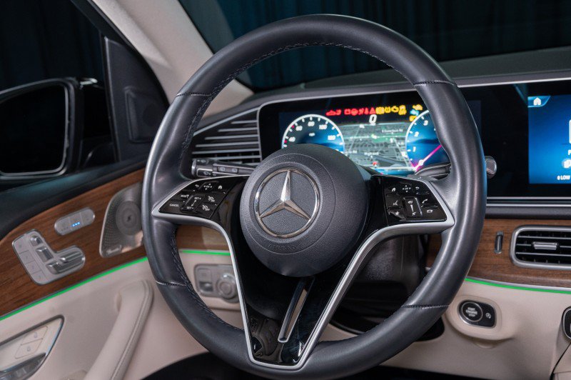 Certified 2025 Mercedes-Benz GLE 350 4MATIC image 19