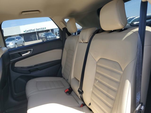 Used 2018 Ford Edge SEL w/ Equipment Group 201A AWD/4WD image 26
