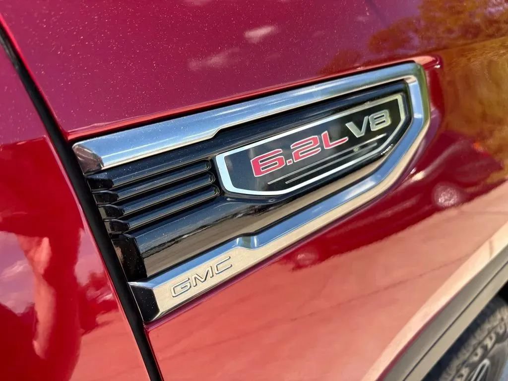 Used 2021 GMC Sierra 1500 AT4 AWD/4WD image 9