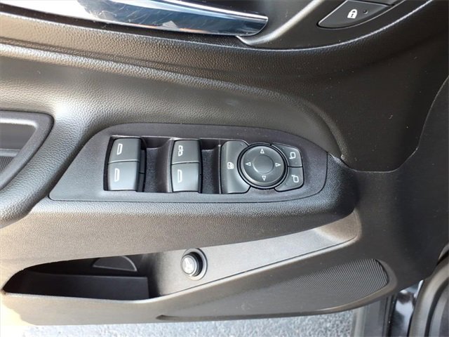 Used 2019 Chevrolet Equinox LT image 8