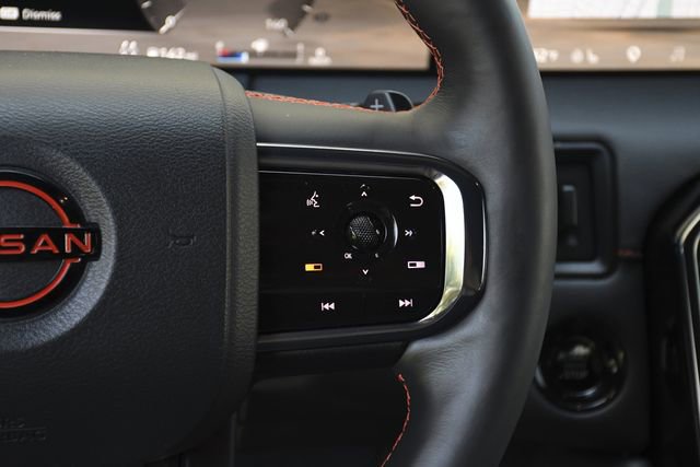 Used 2025 Nissan Armada PRO-4X AWD/4WD image 9