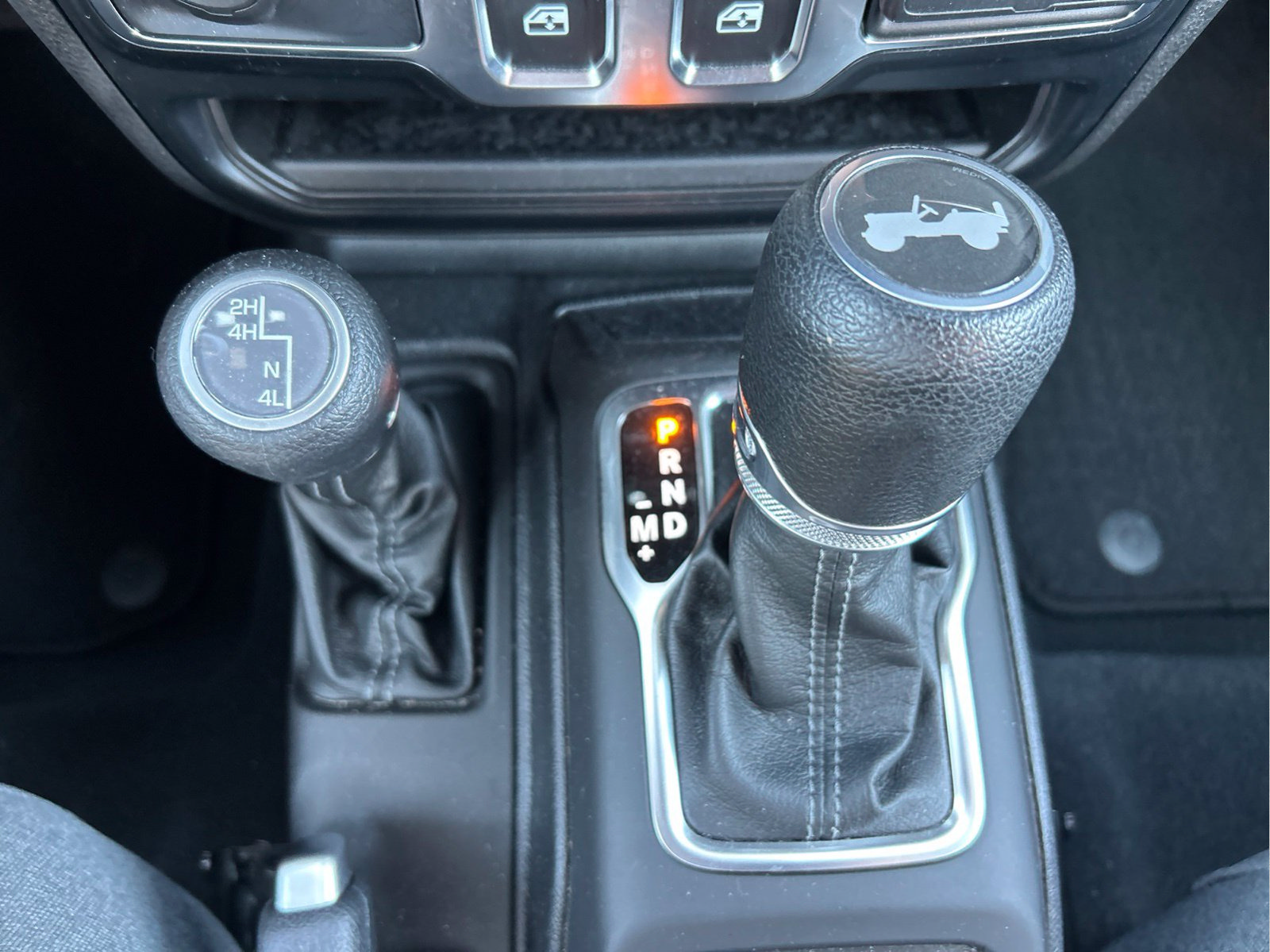 Certified 2024 Jeep Wrangler Sport AWD/4WD image 17