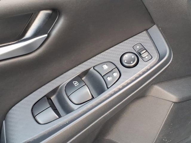 Certified 2025 Nissan Sentra SV image 17