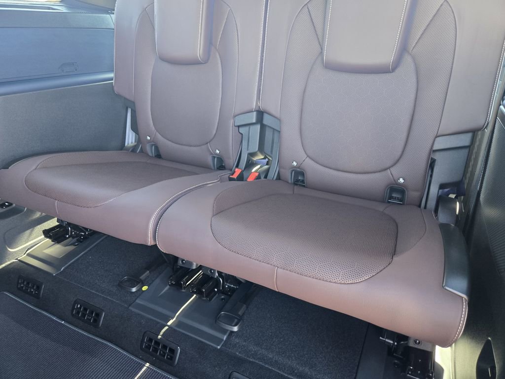 New 2025 Volkswagen ID. Buzz Pro S image 21