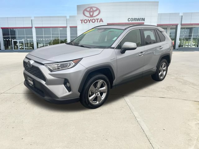 Used 2021 Toyota RAV4 XLE Premium AWD/4WD image 7