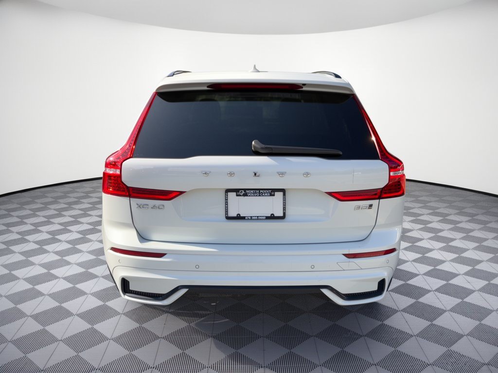 Used 2024 Volvo XC60 B5 Ultimate AWD/4WD image 11