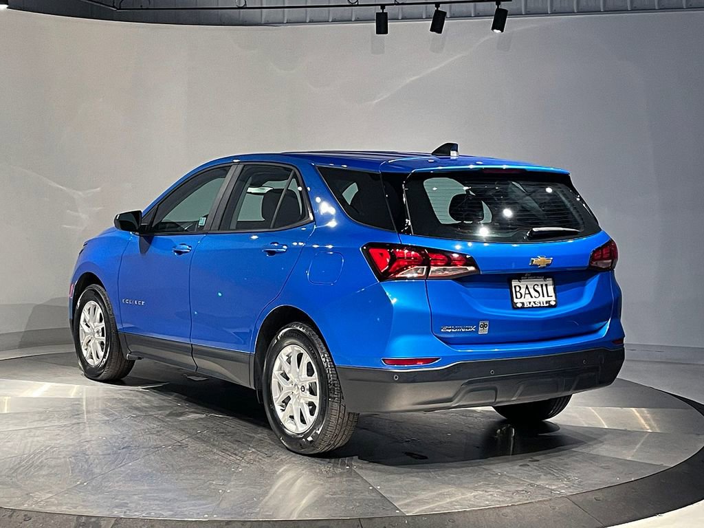 Used 2024 Chevrolet Equinox LS w/ Driver Confidence II Package image 13