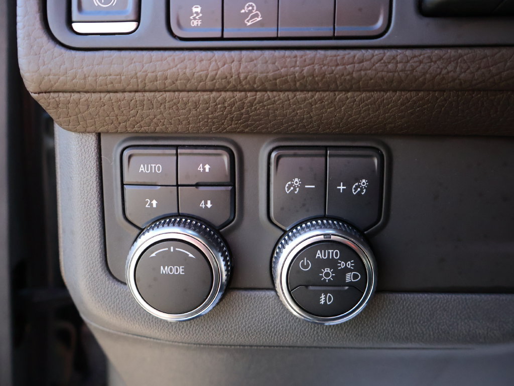 Used 2021 GMC Yukon Denali AWD/4WD image 38