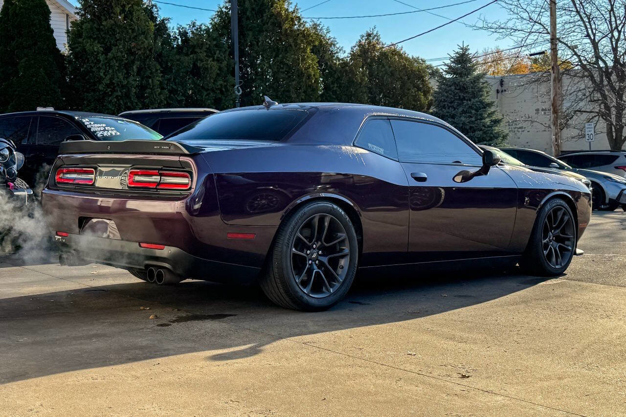 Used 2022 Dodge Challenger R/T Scat Pack w/ Shaker Package image 3