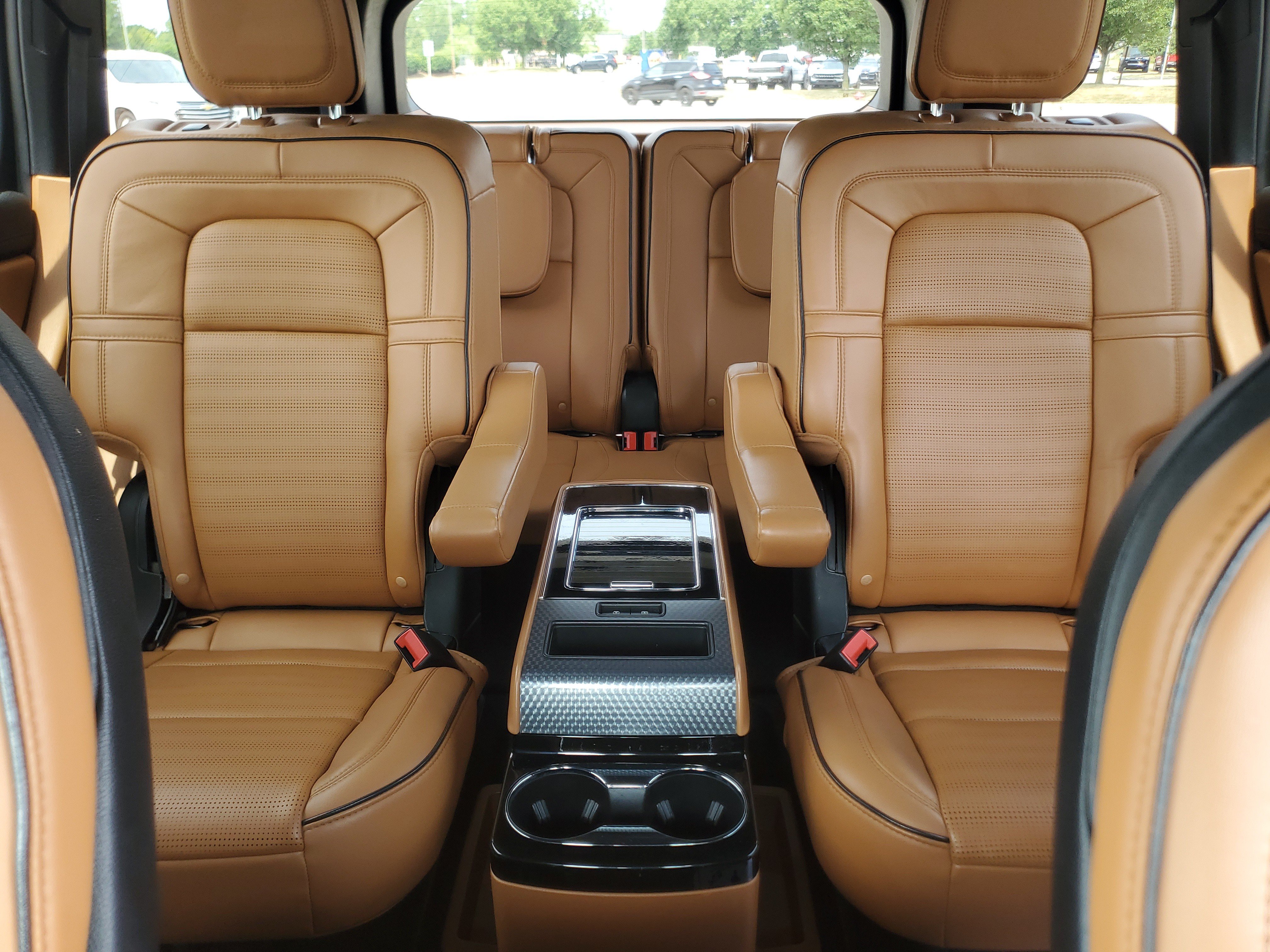 Certified 2022 Lincoln Aviator Black Label w/ Dynamic Handling Package AWD/4WD image 19