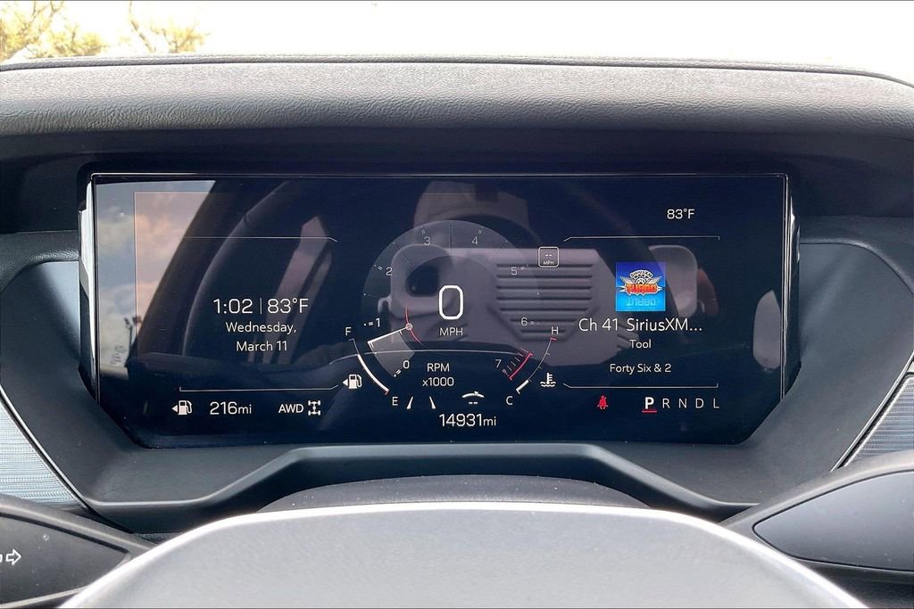 Certified 2025 GMC Acadia Elevation AWD/4WD image 12