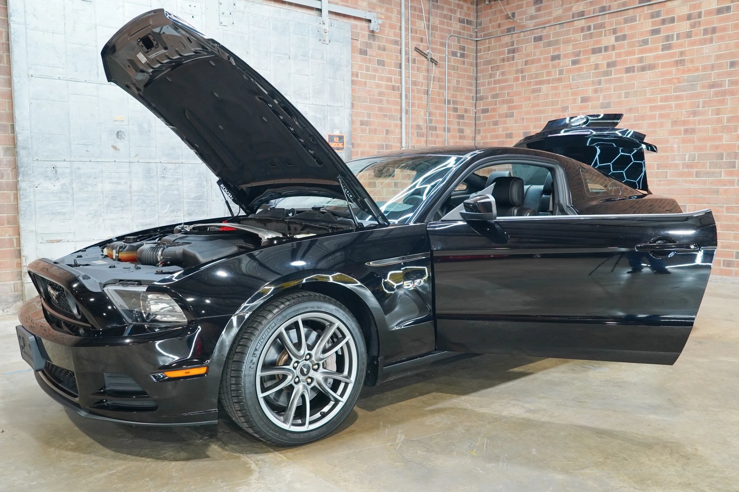 Used 2013 Ford Mustang GT Premium w/ Brembo Brake Pkg RWD image 25