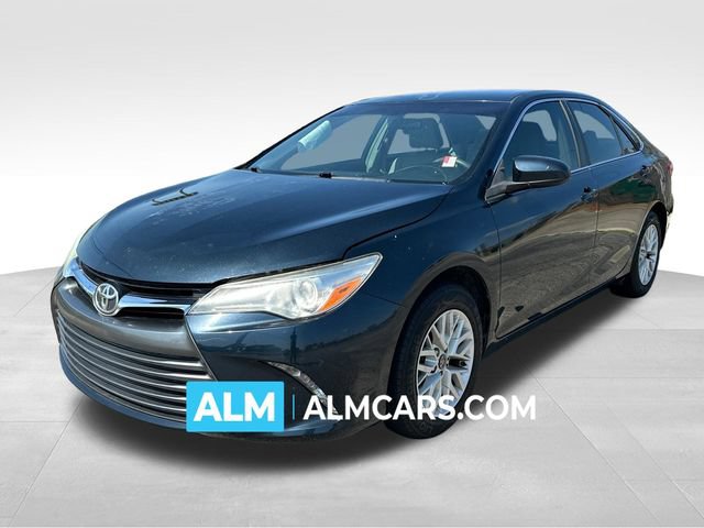 Used 2017 Toyota Camry LE FWD video 1