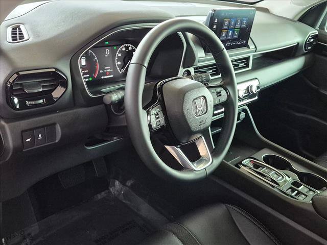 Certified 2025 Honda Pilot EX-L image 9