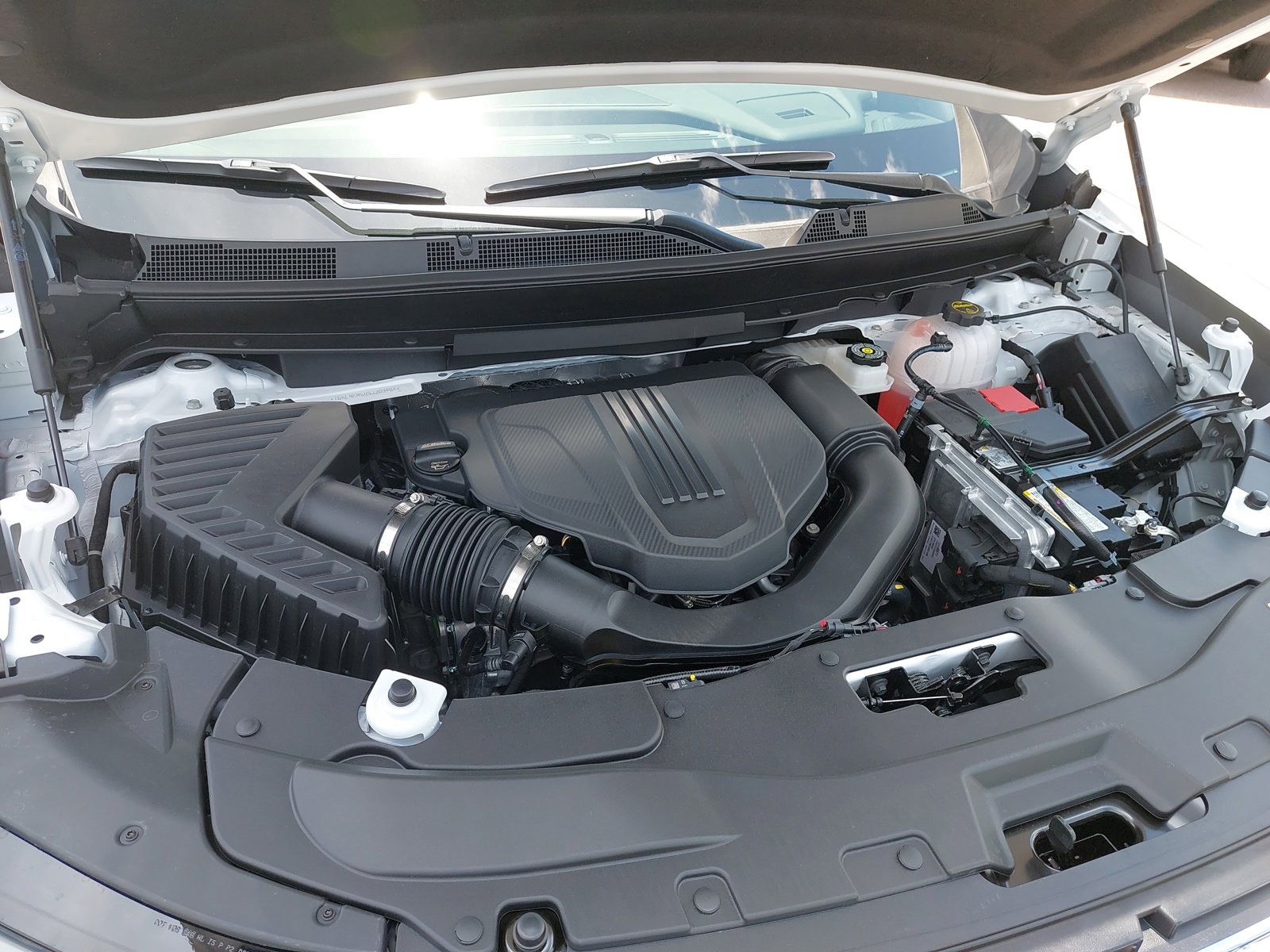 New 2025 GMC Acadia Elevation image 32