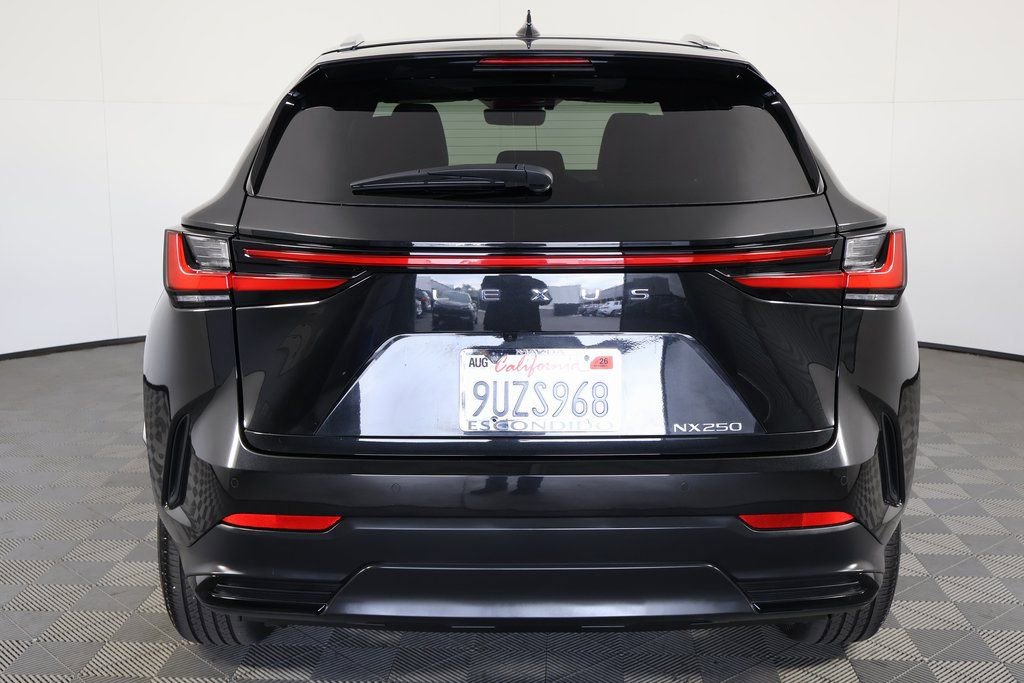 Used 2025 Lexus NX 250 FWD image 5