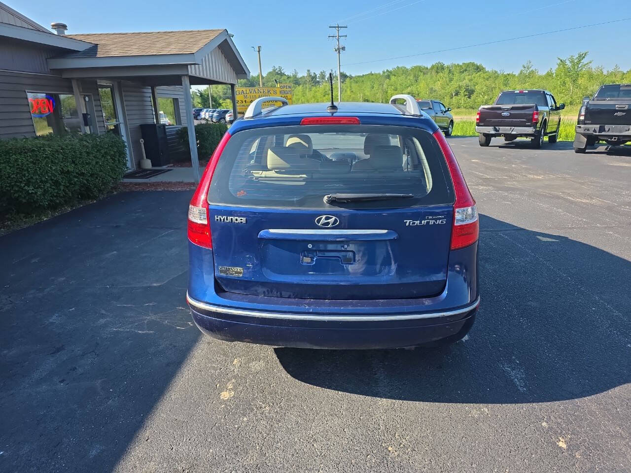 Used 2012 Hyundai Elantra FWD image 7