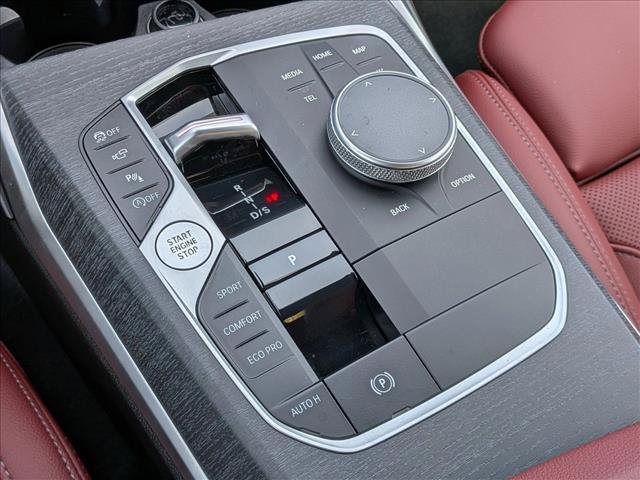 Used 2026 BMW 330i Sedan w/ Premium Package RWD image 12