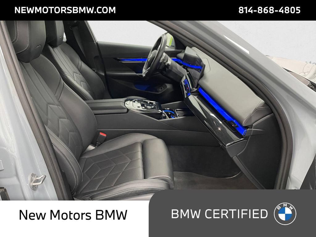 Used 2024 BMW 540i xDrive w/ Premium Package AWD/4WD image 13
