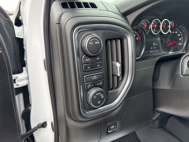 Used 2021 Chevrolet Silverado 1500 LT AWD/4WD image 25