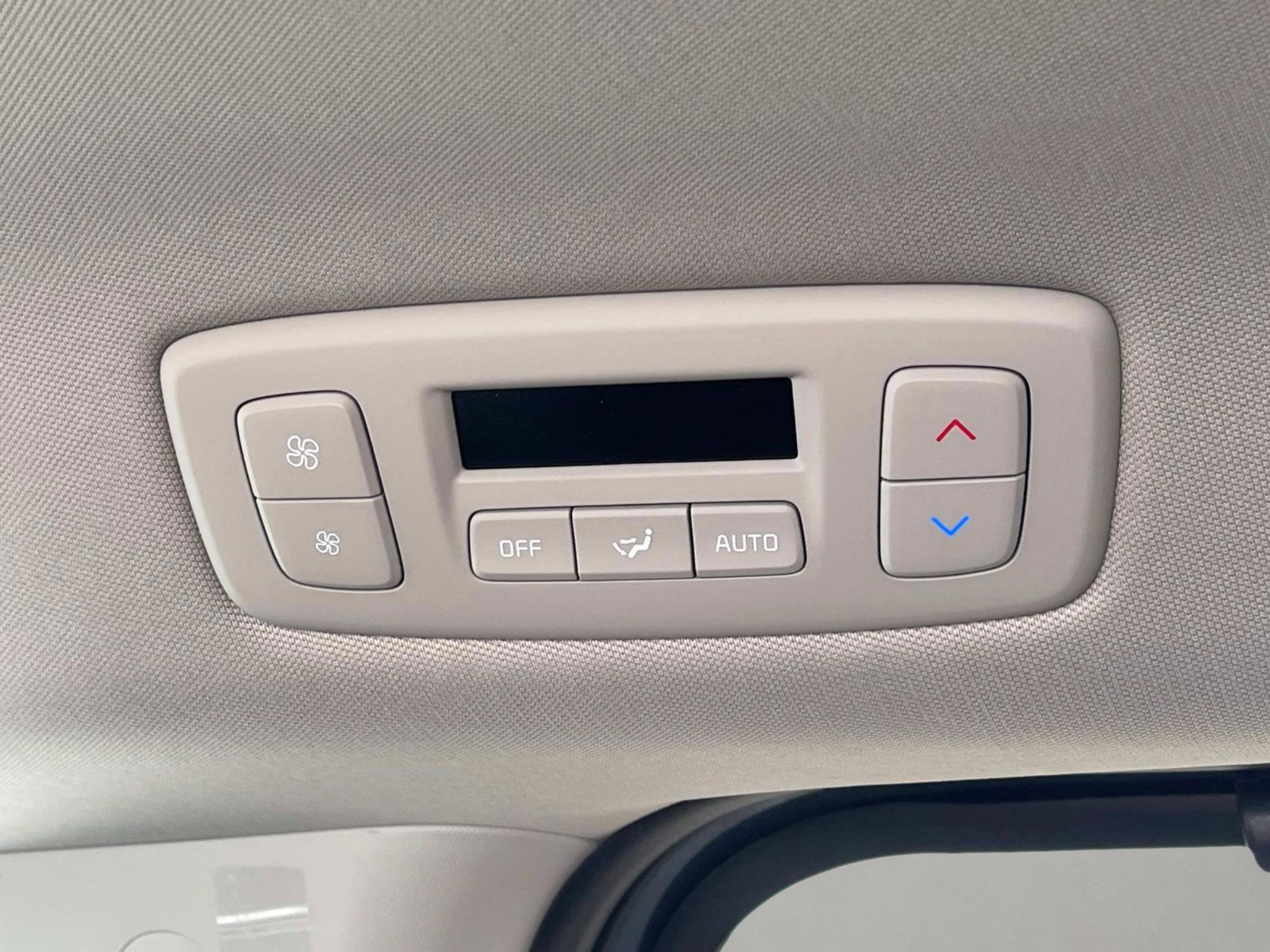 New 2025 Kia Carnival SX Prestige image 18