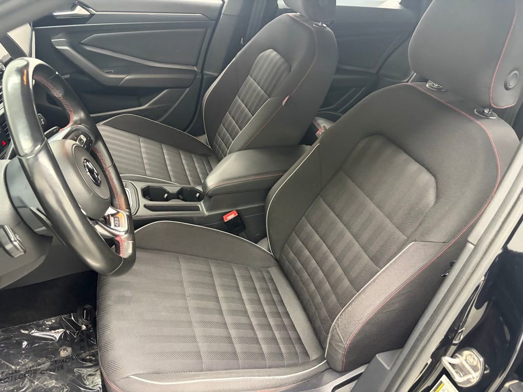 Used 2019 Volkswagen Jetta GLI image 17