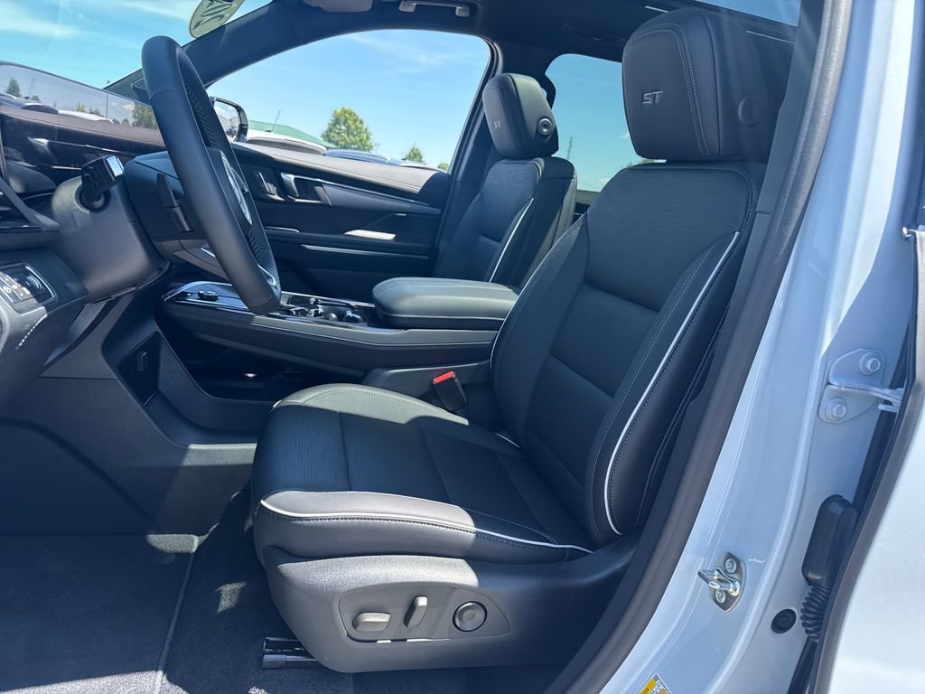 New 2026 Buick Enclave Sport Touring w/ Power Package AWD/4WD image 14