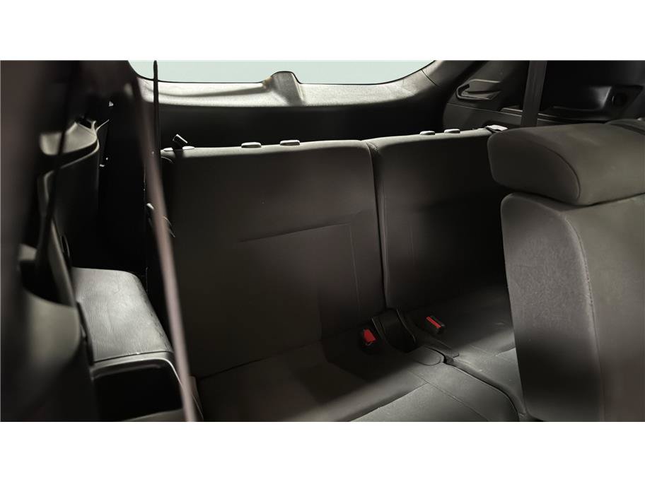 Used 2025 Mitsubishi Outlander ES FWD image 21