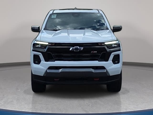 Used 2023 Chevrolet Colorado Z71 w/ Z71 Convenience Package 2 AWD/4WD image 2