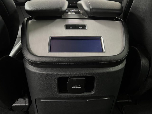 Used 2025 Lincoln Navigator L Reserve image 52