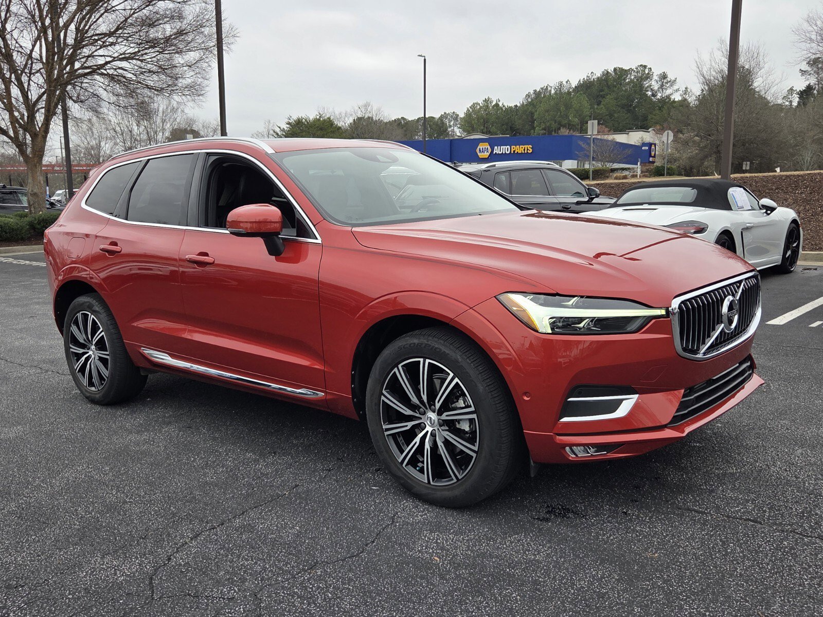 Used 2021 Volvo XC60 T5 Inscription w/ Advanced Package image 3