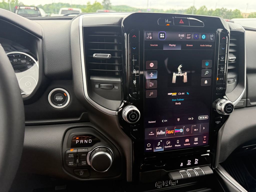 New 2026 RAM 1500 Big Horn AWD/4WD image 13