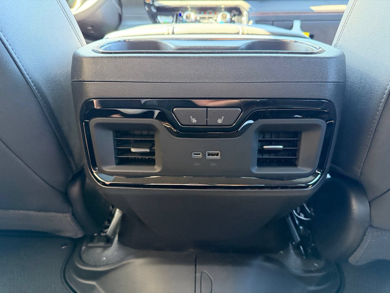 New 2026 GMC Sierra 1500 AT4 w/ AT4 Preferred Package AWD/4WD image 28