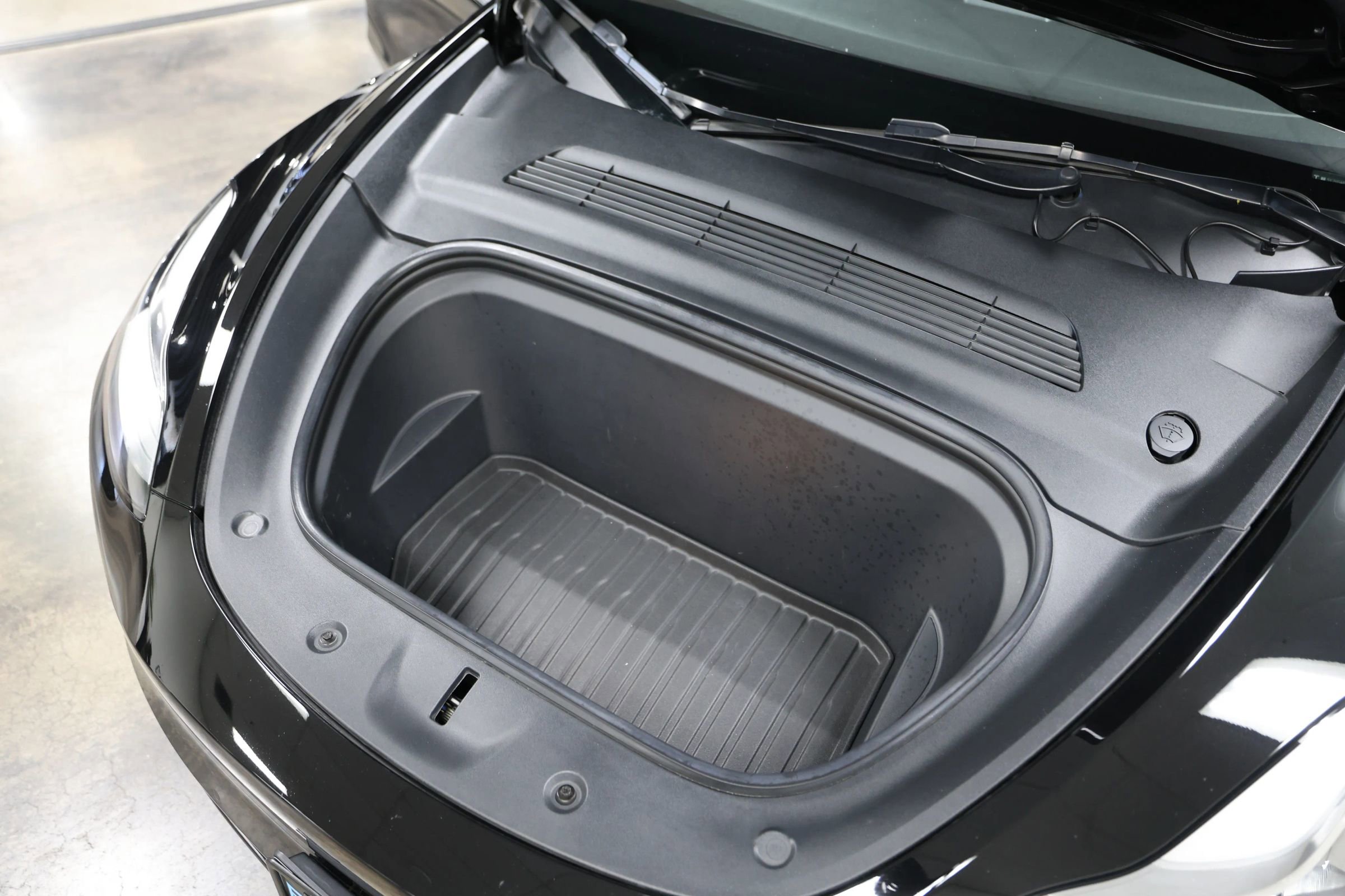 Used 2021 Tesla Model Y Long Range image 57